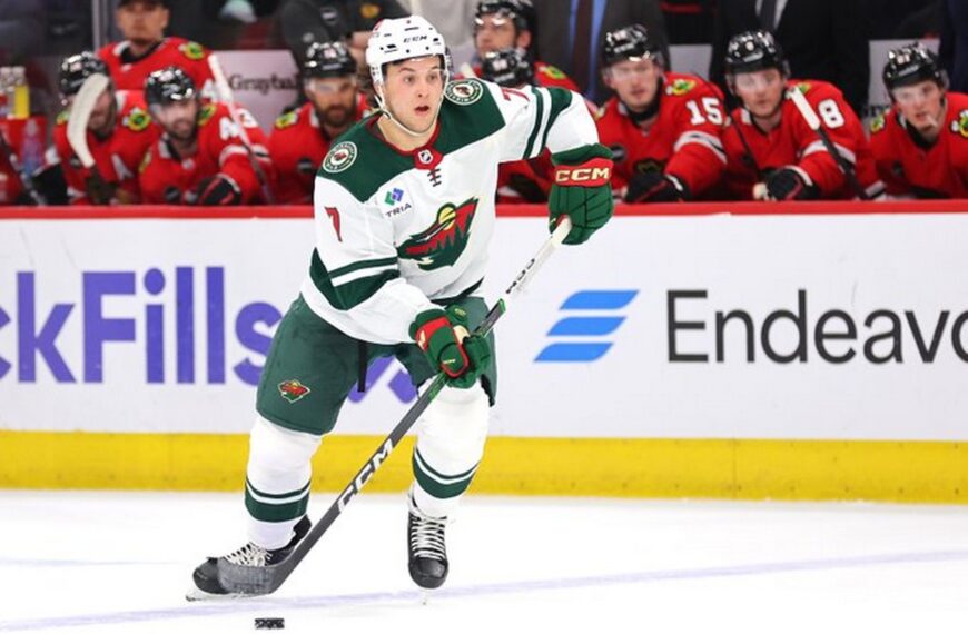 Első NHL-szezonja után nyolcéves szerződést kapott a Wild hátvédje