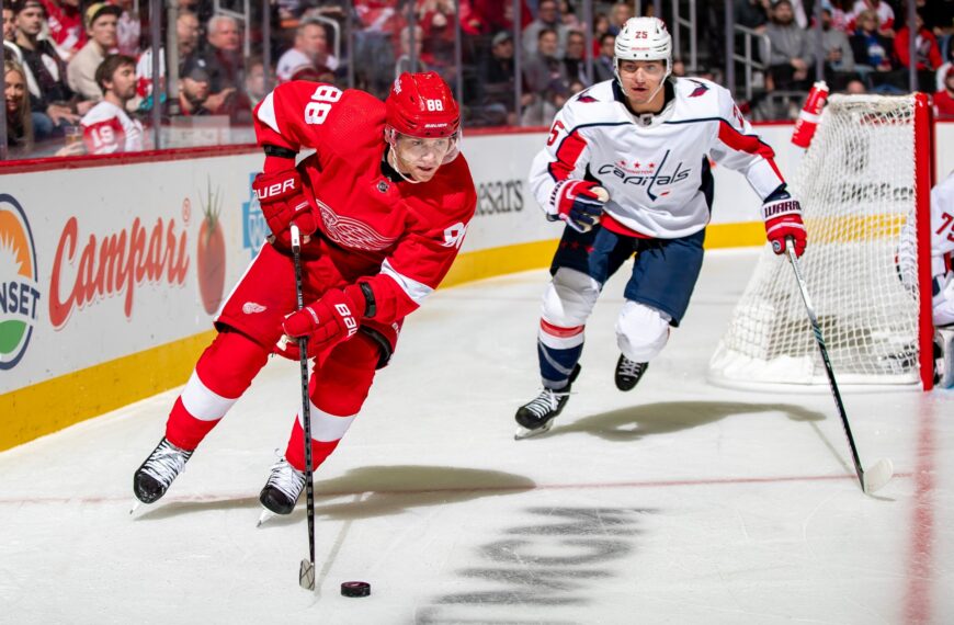 Kane és a Red Wings is tovább szárnyal