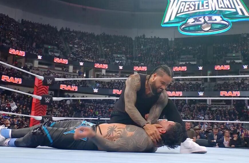 Érik a testvérharc a WrestleManiára