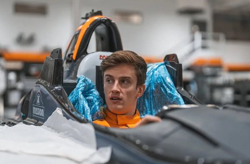 A pár hete kirúgott McLaren-pilóta ugrik be a McLarenhez a sérült Rossi helyére