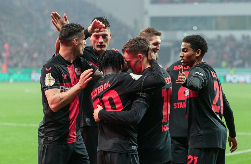 Leverkusen: 40 és kupadöntő