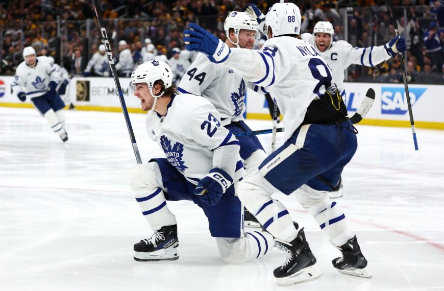 Életben maradt a Toronto