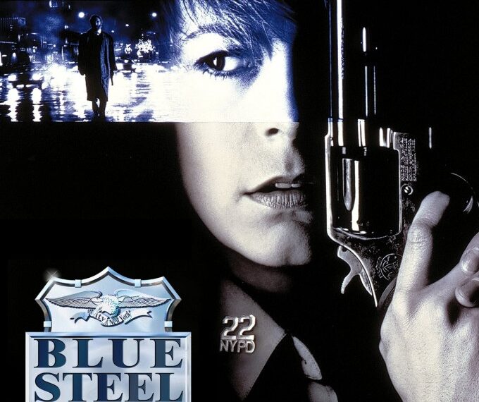 Most képzeljük el, amint Jamie Lee Curtis fegyverrel…