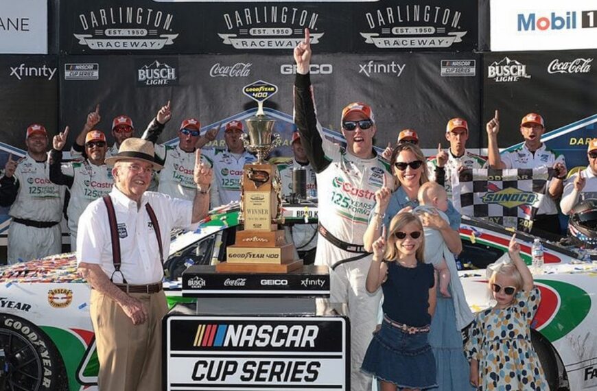 Keselowski 110 futam után nyert újra a NASCAR-ban