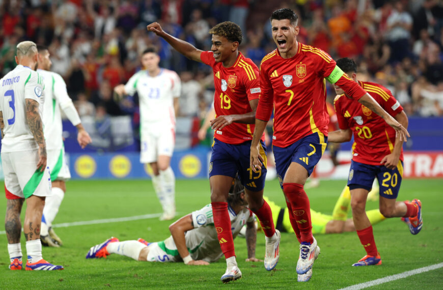 Blőd öngól döntötte el a spanyol-olasz Eb-rangadót