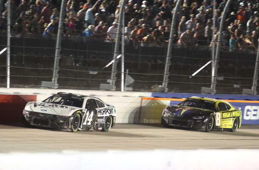 Megvan a top16, vasárnap indul a NASCAR-rájátszás
