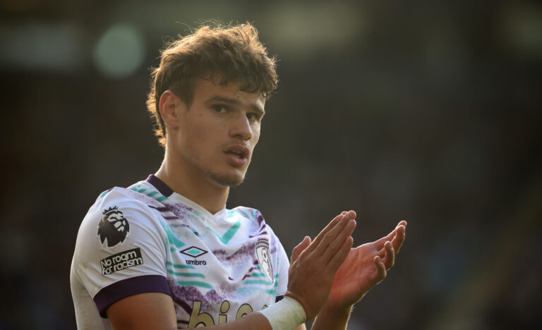 Kerkez Milos már elrepült Liverpoolba, kedden aláírhat