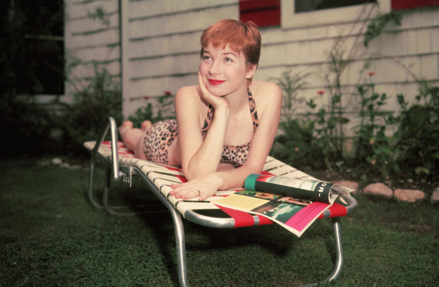 Shirley MacLaine valójában több százezer éves