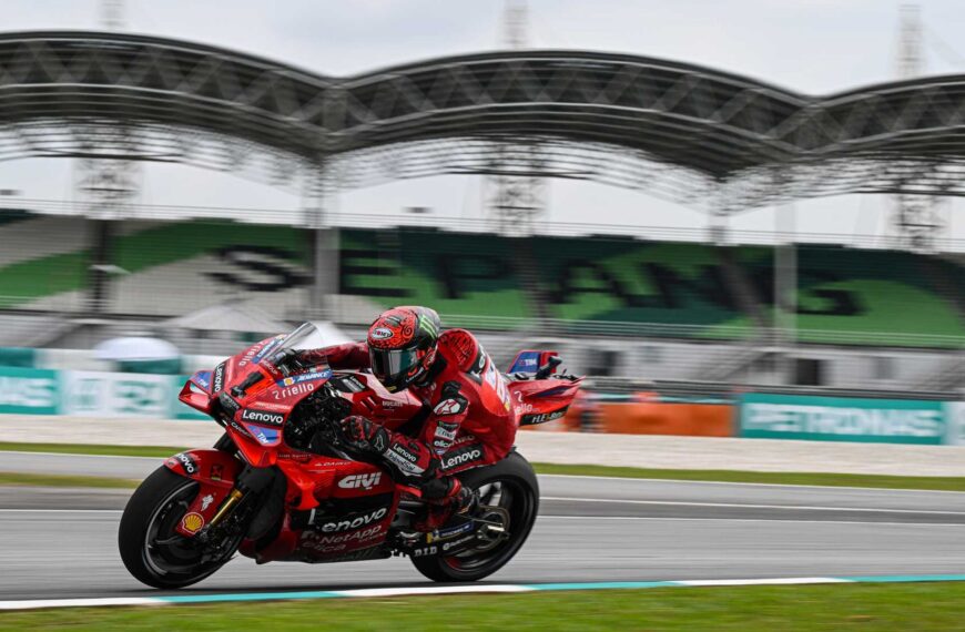 Egyelőre Bagnaia az úr Sepangban