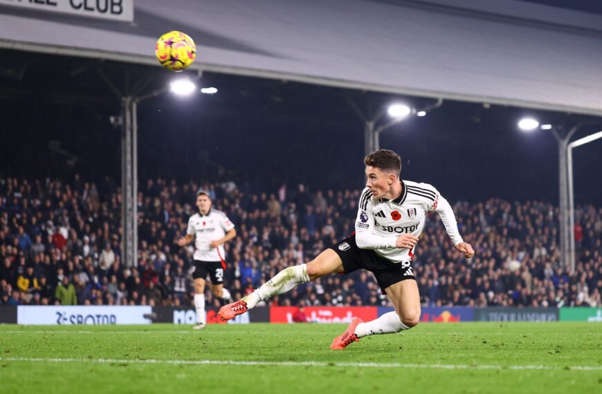 Elképesztő fordítással nyert a Fulham