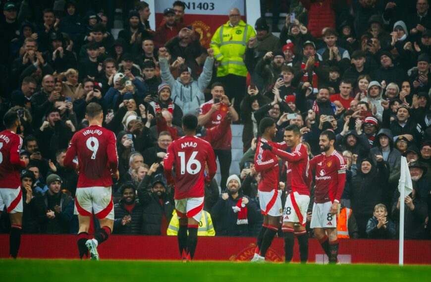 Van Nistelrooy veretlenül adja át az MU-t