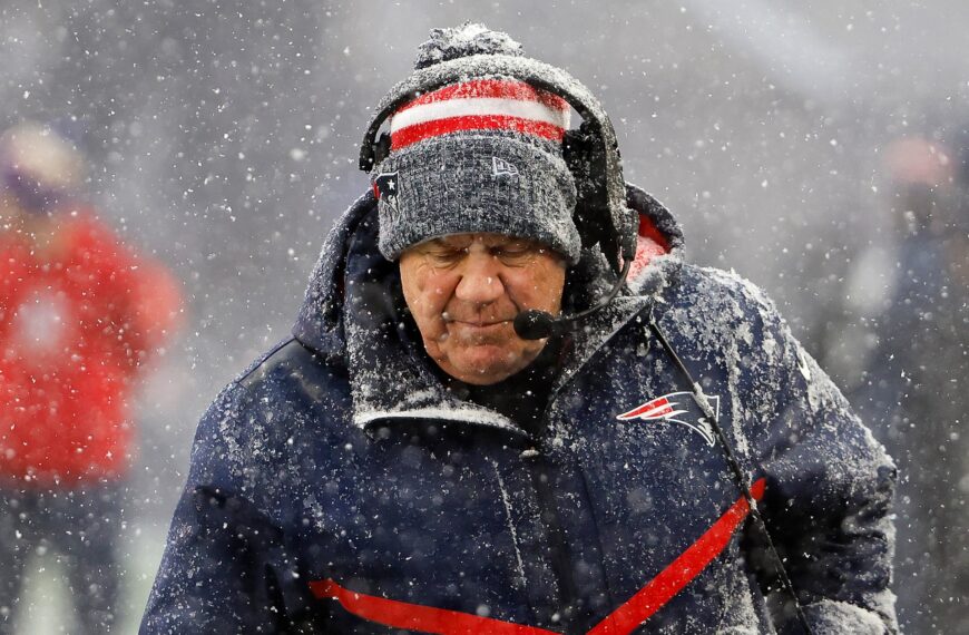 Bill Belichick az egyetemi ligában tér vissza?