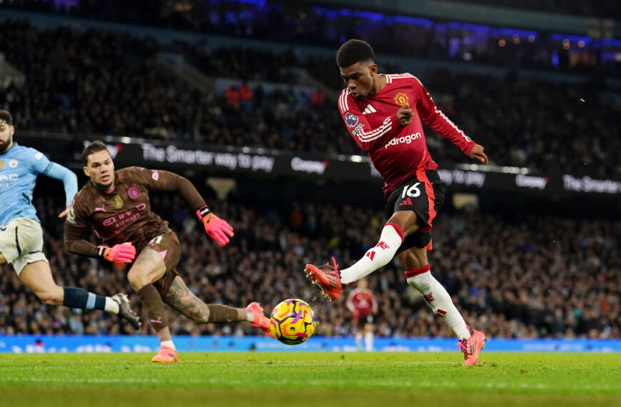 A hosszabbítás küszöbén a ManUnited új hőse