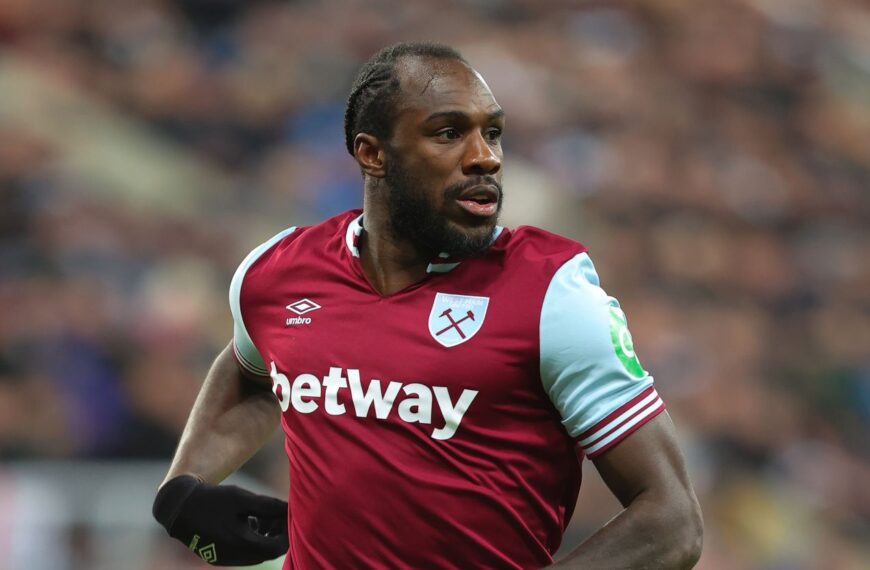 Lábműtéten esett át az autóbalesetes West Ham-futballista