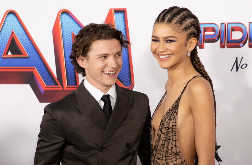 Úgy fest, Tom Holland eljegyezte Zendayát