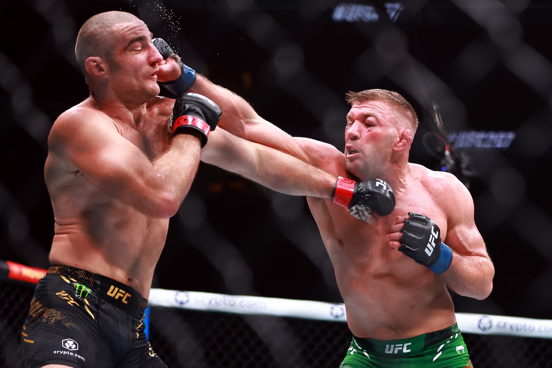 Két világbajnoki cím kerül terítékre a UFC 312-es gáláján