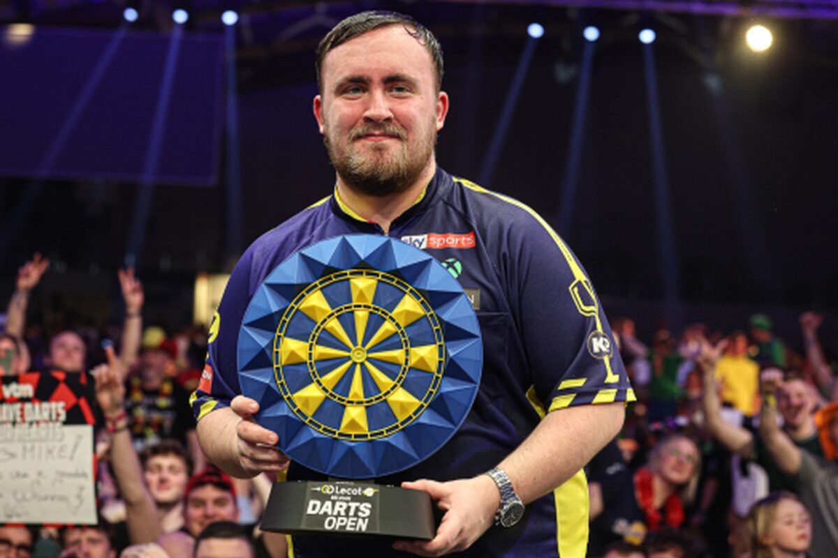 Littler sikerével indult a Darts European Tour