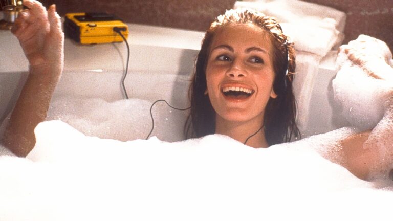 Még az olyan nők, mint Julia Roberts is aggódnak a fenekük mérete miatt