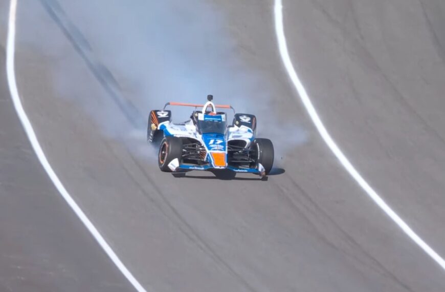 Két csattanás az indianapolisi IndyCar-teszten
