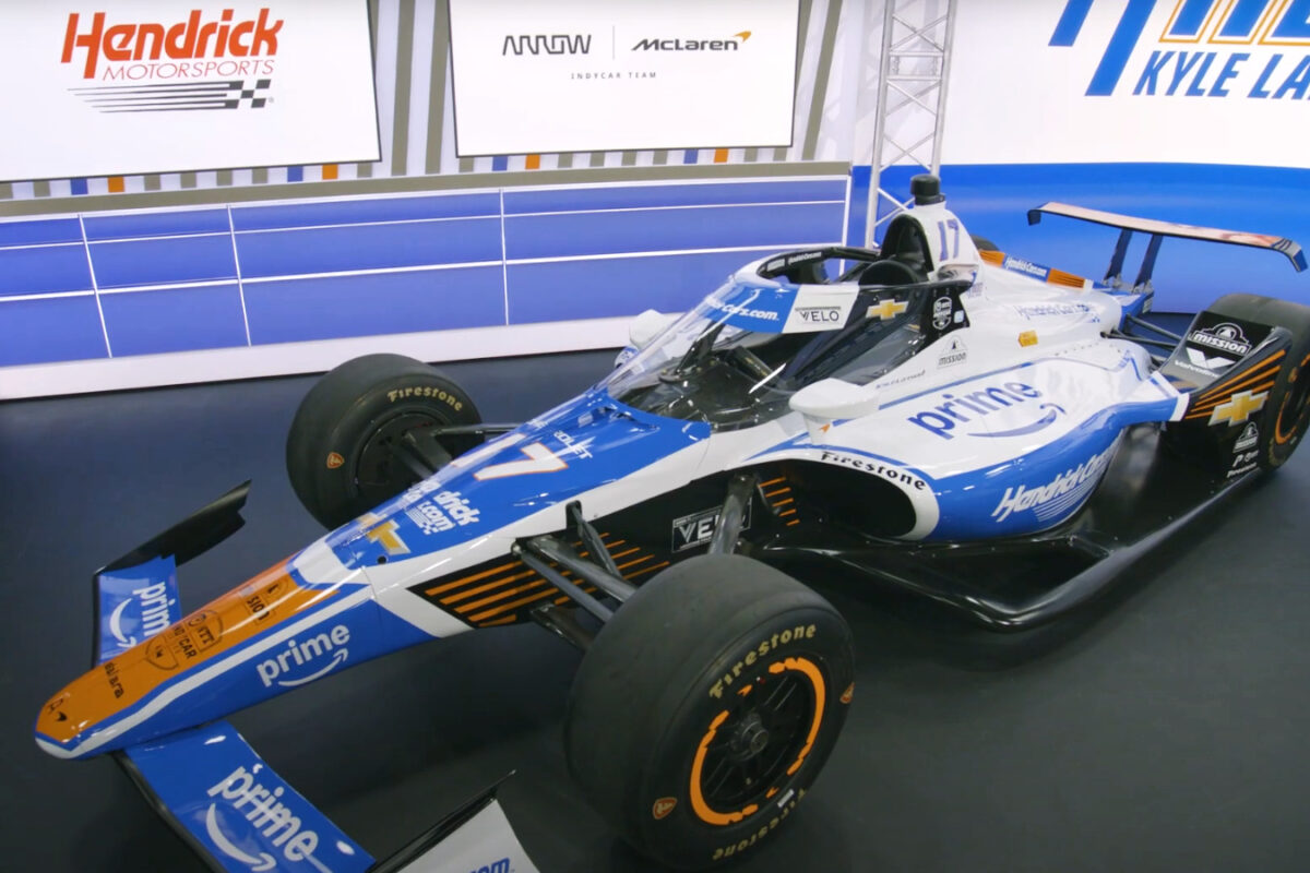 Kyle Larson új színekben megy neki az Indy 500/Coke 600 duplának