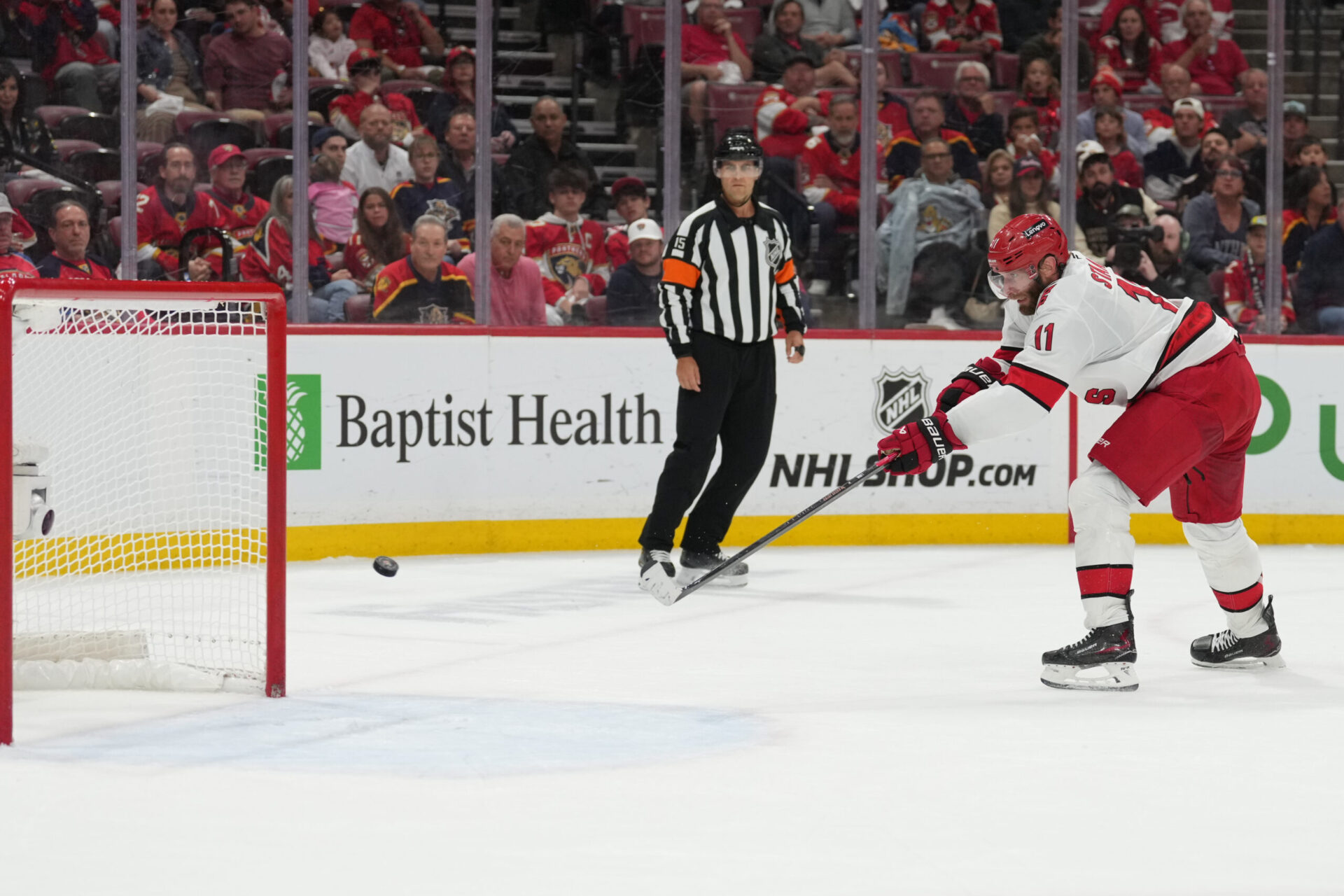 Életben maradt a Hurricanes