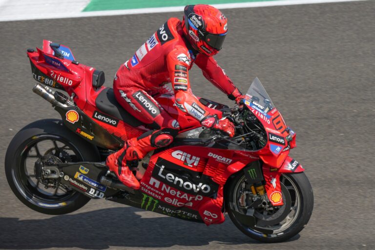 Körrekordok után Marc Marquez a leggyorsabb a mugellói időmérőn
