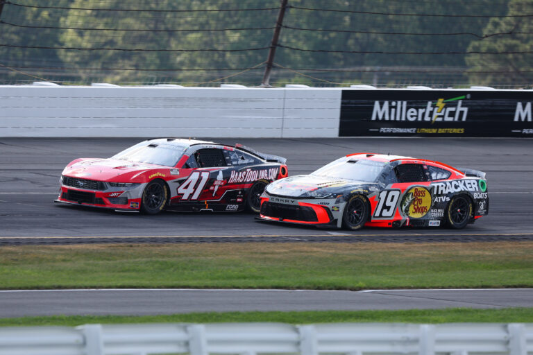 Új győztes idén, újabb név csatlakozott a NASCAR-rájátszáshoz