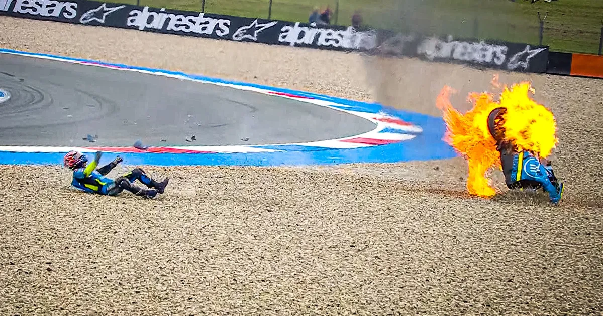 Lángoló Aprilia a MotoGP-edzésen, Marc Marquez is…
