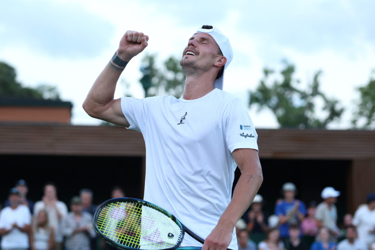 Fucsovics Márton ötszettes sikerrel kezdte Wimbledont
