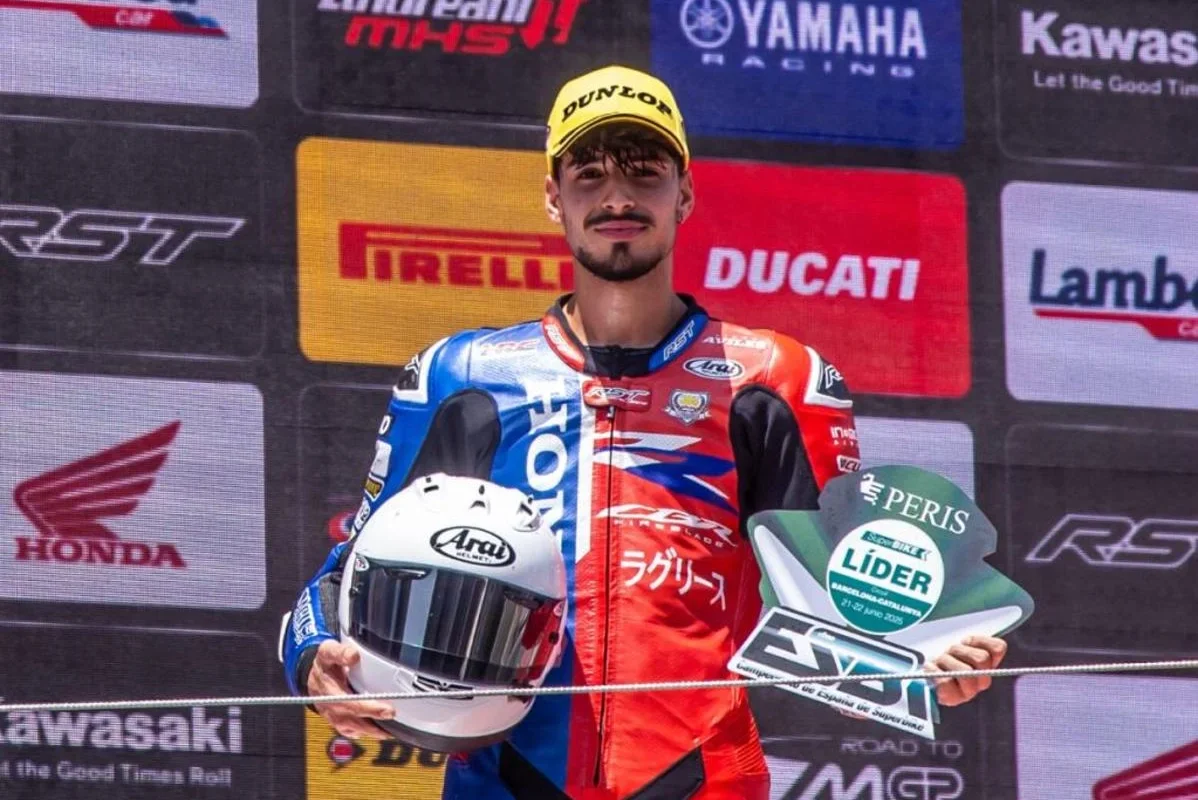 Edzésen bukott, meghalt a Superbike-Eb éllovas motorosa