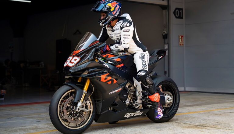 110 kört tett meg a lábadozó MotoGP-világbajnok